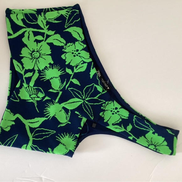 NWT Zara jacquard green blue asymmetrical top size S - Picture 4 of 6